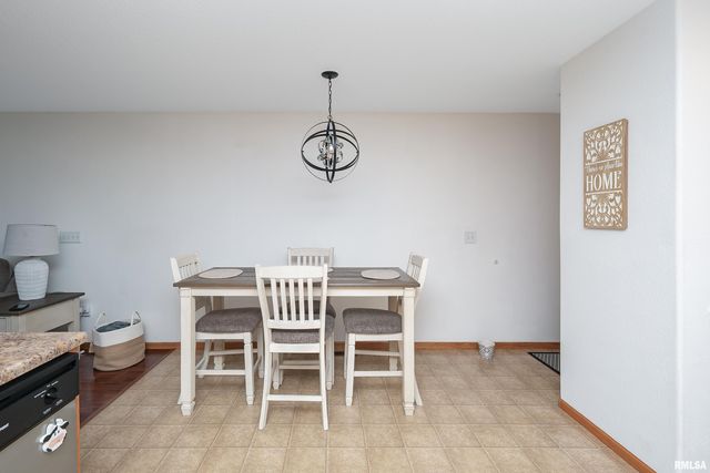 1729 Jenna Drive, Davenport, IA 52804