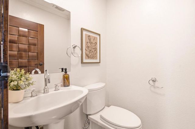 39 Appian Way C, South San Francisco, CA 94080