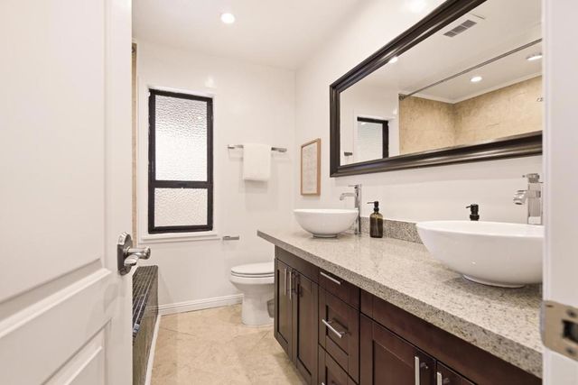 39 Appian Way C, South San Francisco, CA 94080