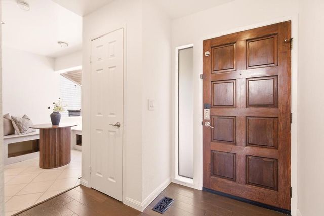 39 Appian Way C, South San Francisco, CA 94080