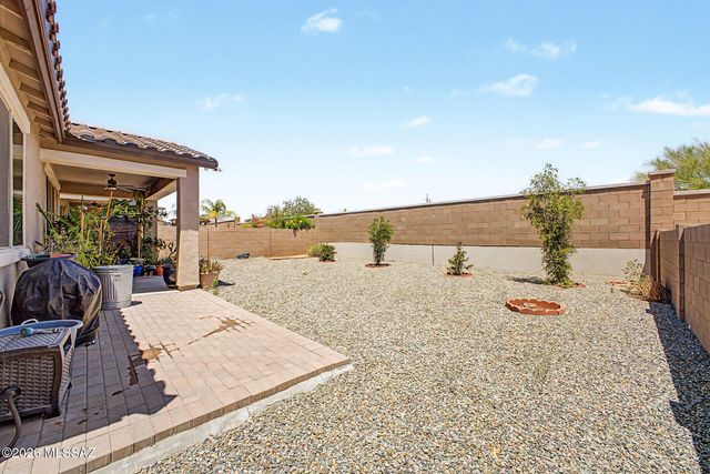 1032 W Calle Moa, Sahuarita, AZ 85629
