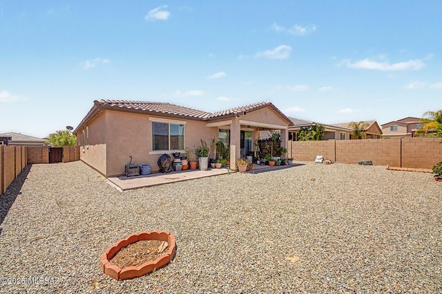 1032 W Calle Moa, Sahuarita, AZ 85629