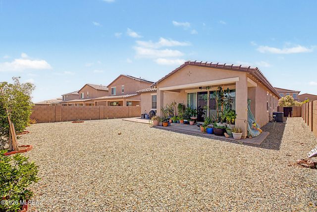 1032 W Calle Moa, Sahuarita, AZ 85629