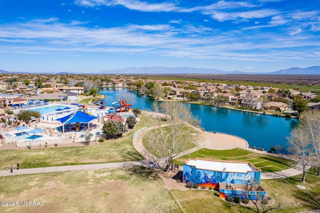1032 W Calle Moa, Sahuarita, AZ 85629
