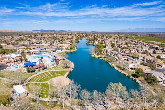 1032 W Calle Moa, Sahuarita, AZ 85629