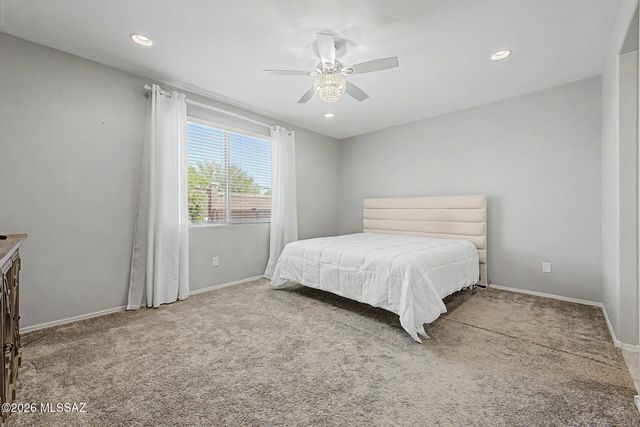 1032 W Calle Moa, Sahuarita, AZ 85629