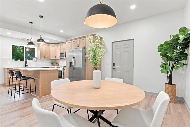 712 LINDBERG Drive, Council Bluffs, IA 51503