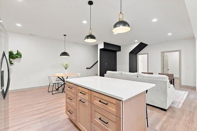 712 LINDBERG Drive, Council Bluffs, IA 51503