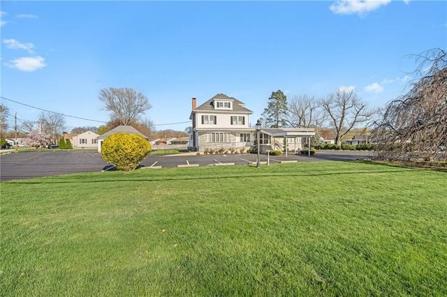 982 Warwick Avenue, Warwick, RI 02888