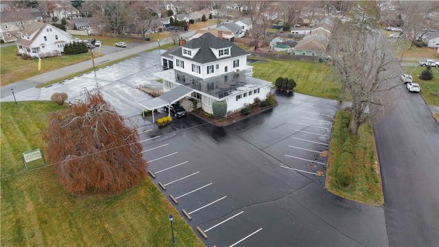 982 Warwick Avenue, Warwick, RI 02888