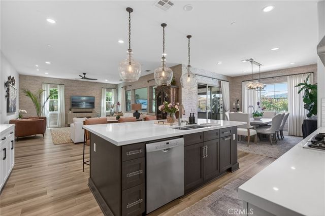 11751 Ambling Way, Corona, CA 92883