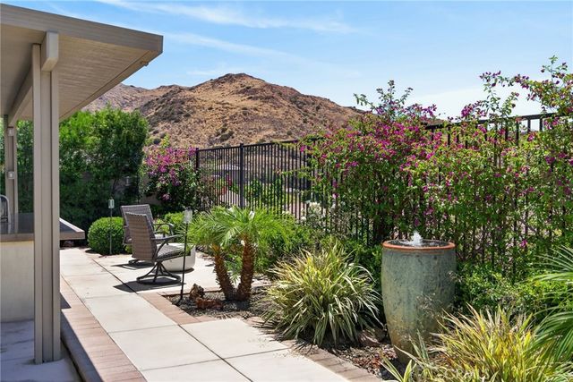 11751 Ambling Way, Corona, CA 92883