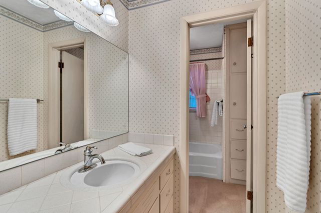 4510 E 25th St N, Wichita, KS 67220