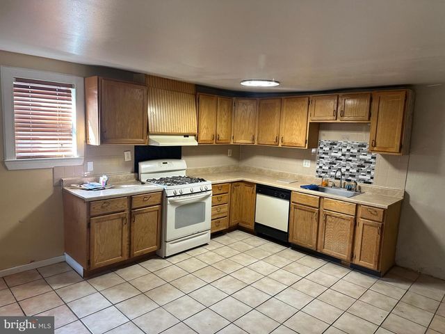 2612 MEMPHIS STREET, Philadelphia, PA 19125