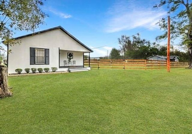 801 Washington Street, Liberty, TX 77575