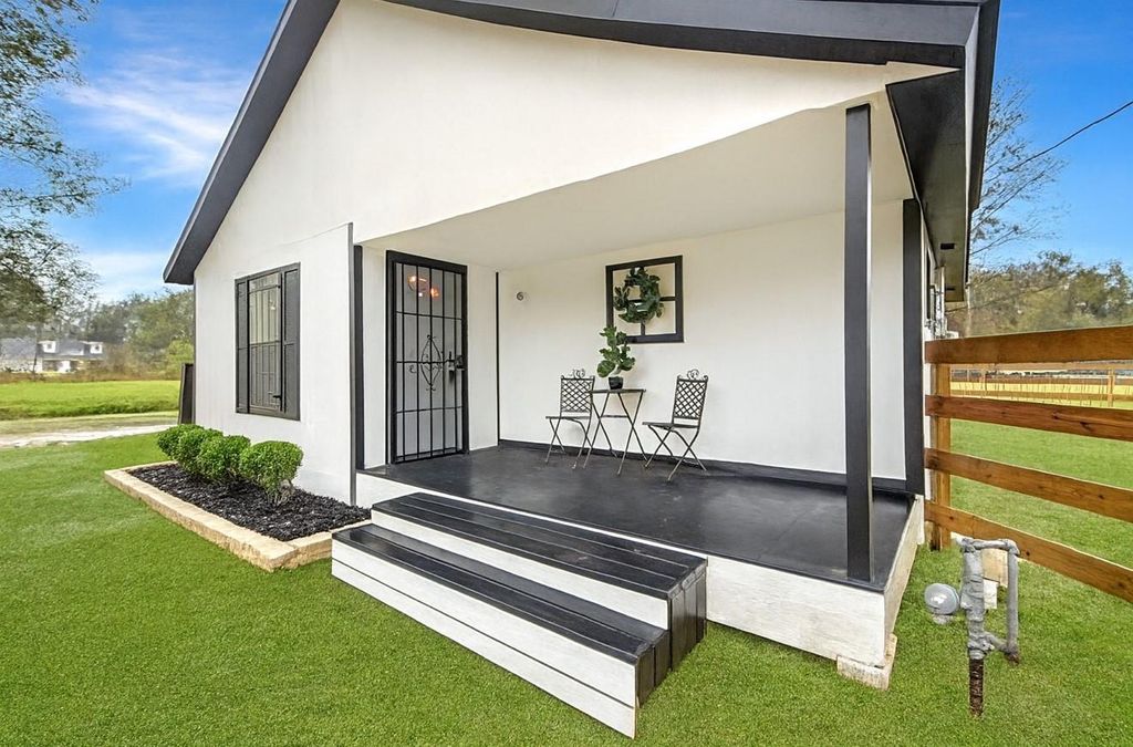 801 Washington Street, Liberty, TX 77575