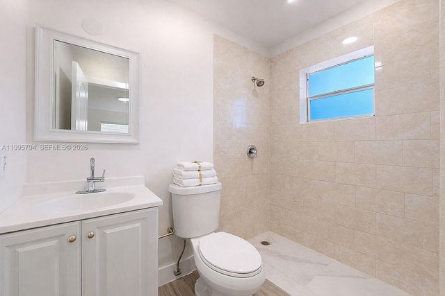 2436 NW 11th St 2436, Miami, FL 33125