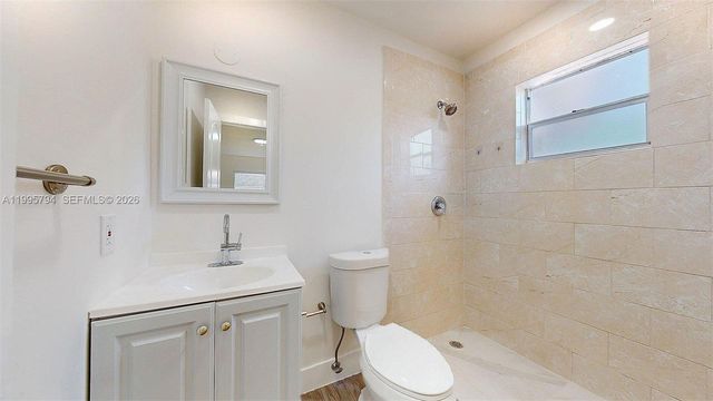 2436 NW 11th St 2436, Miami, FL 33125