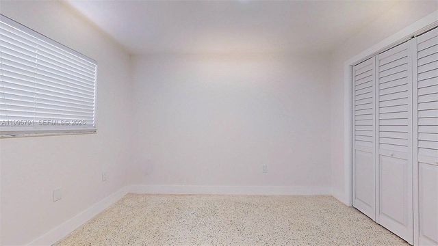 2436 NW 11th St 2436, Miami, FL 33125