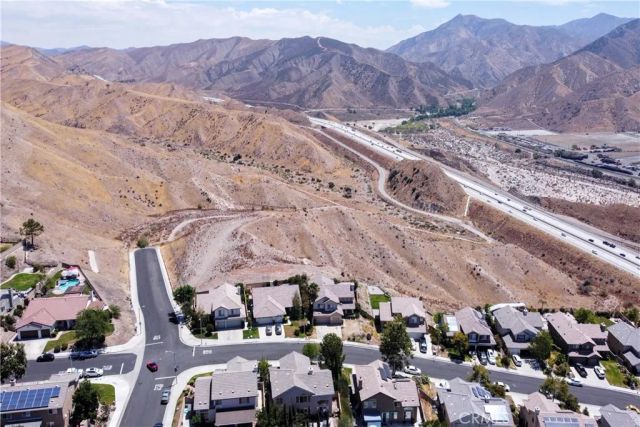 29315 Sequoia, Canyon Country, CA 91387