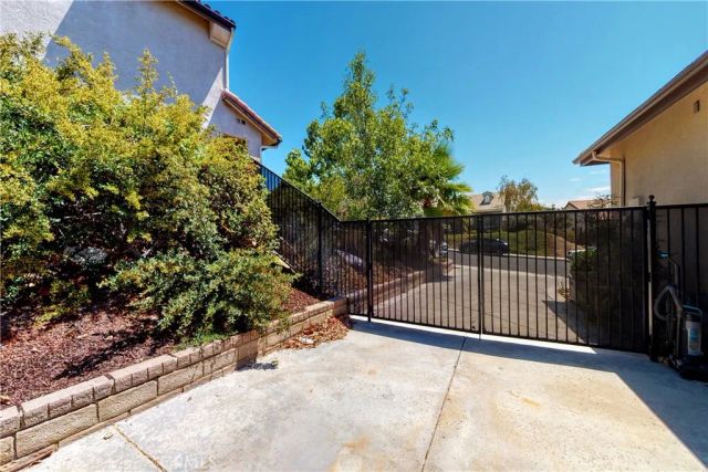 29315 Sequoia, Canyon Country, CA 91387