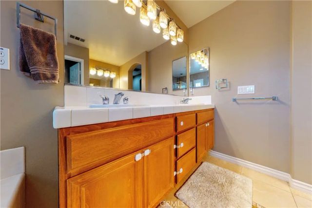 29315 Sequoia, Canyon Country, CA 91387