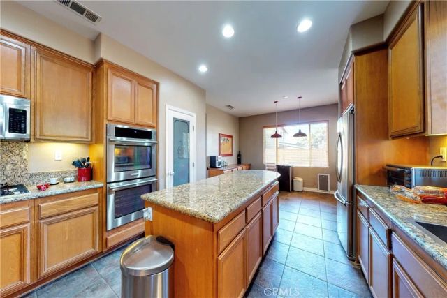 29315 Sequoia, Canyon Country, CA 91387