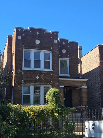 4634 S SAWYER Avenue, Chicago, IL 60632