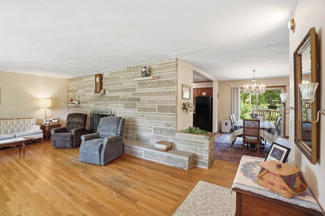 3770 E 34th Place, Hobart, IN 46342