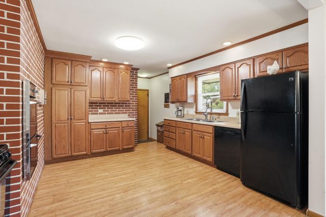 3770 E 34th Place, Hobart, IN 46342