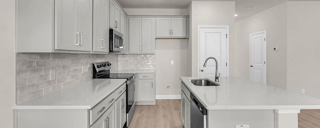 121 Berry Shoals Drive, Summerville, SC 29485