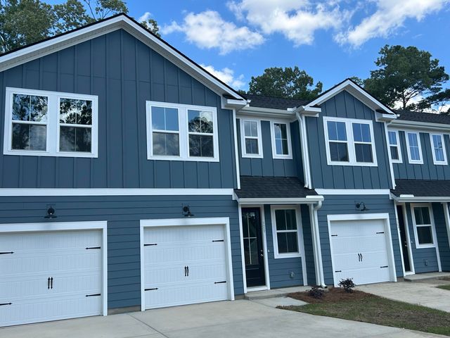 121 Berry Shoals Drive, Summerville, SC 29485