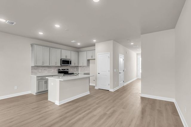 121 Berry Shoals Drive, Summerville, SC 29485