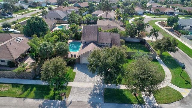 4140 Woods End Road, Boca Raton, FL 33487
