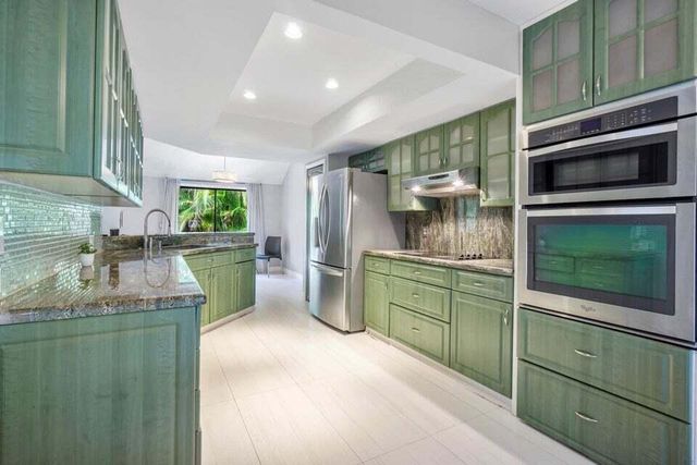4140 Woods End Road, Boca Raton, FL 33487