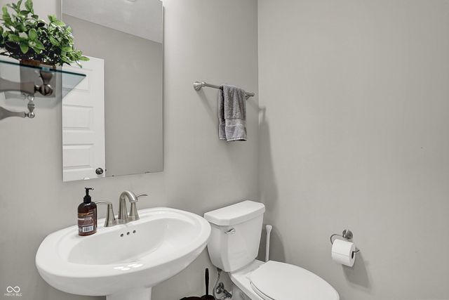 16741 Carlton Road, Westfield, IN 46074