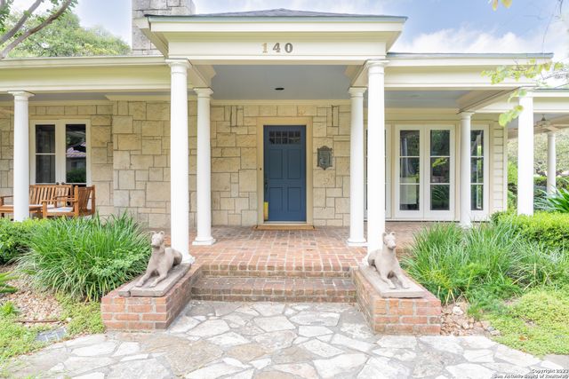 140 fair oaks, San Antonio, TX 78209