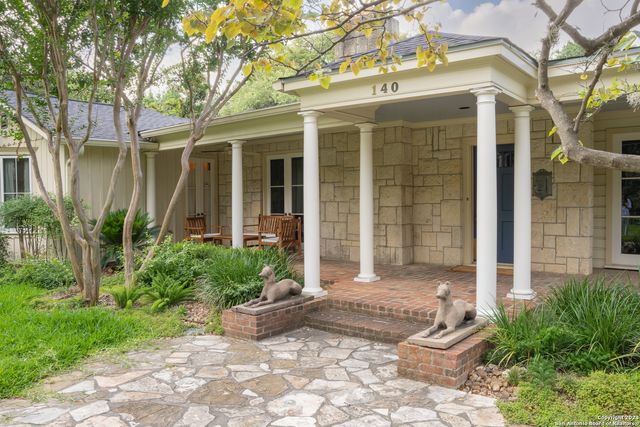140 fair oaks, San Antonio, TX 78209