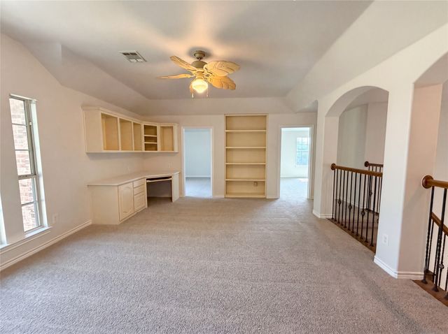 1126 Glencoe Drive, Glenn Heights, TX 75154