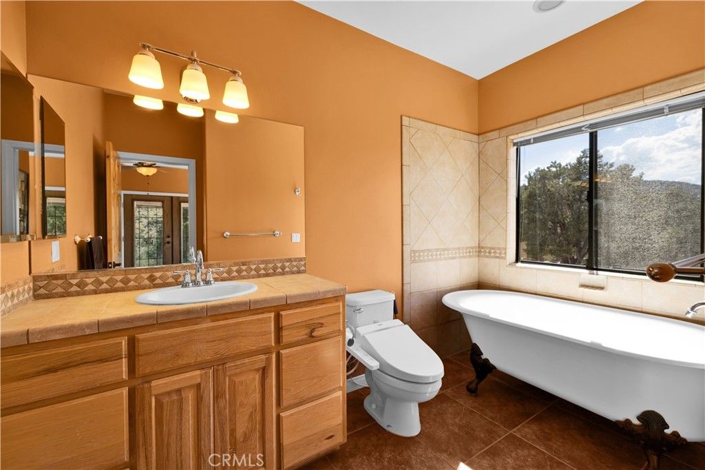 Image 29 of property listing at 48620 Madison Road, Pioneertown, CA 92268