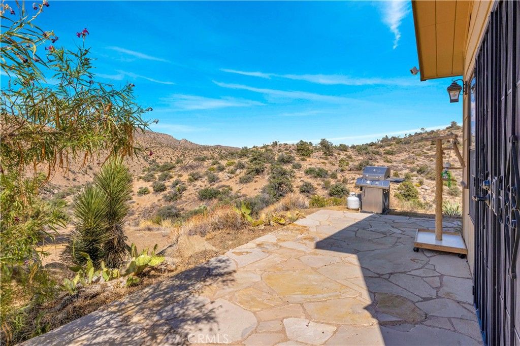 Image 45 of property listing at 48620 Madison Road, Pioneertown, CA 92268