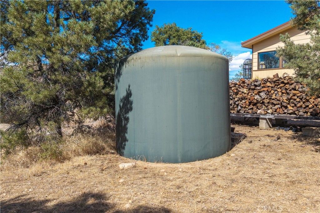 Image 52 of property listing at 48620 Madison Road, Pioneertown, CA 92268