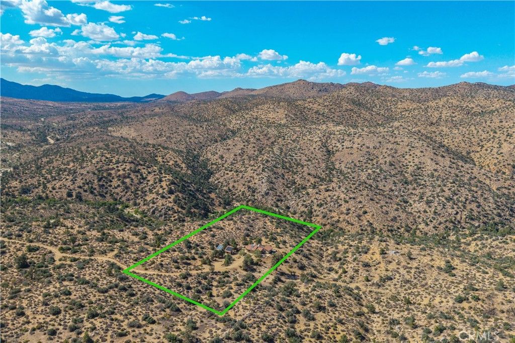 Image 64 of property listing at 48620 Madison Road, Pioneertown, CA 92268