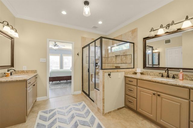 3710 Pine Tree Drive, Pearland, TX 77581