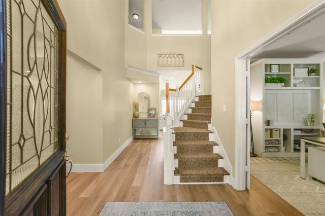 3710 Pine Tree Drive, Pearland, TX 77581