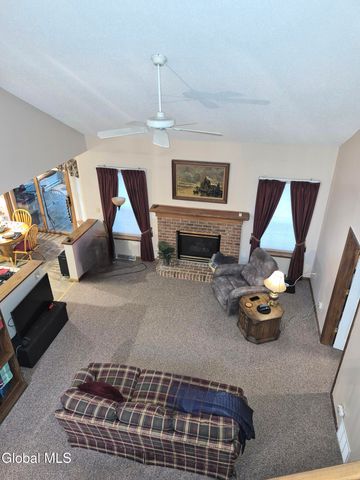 48 Kettles Way, Queensbury, NY 12804