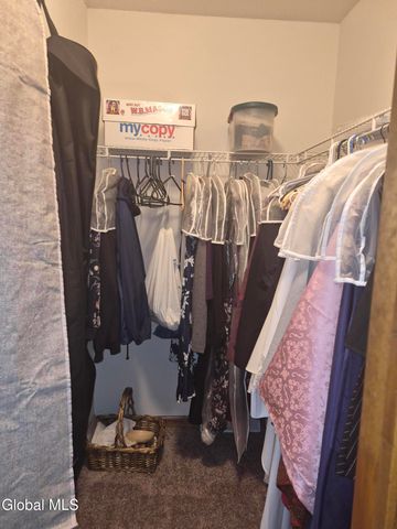 48 Kettles Way, Queensbury, NY 12804