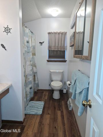 48 Kettles Way, Queensbury, NY 12804