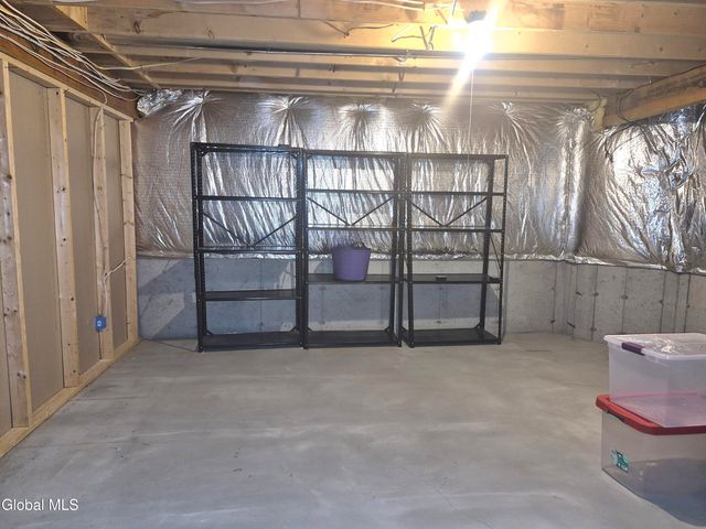 48 Kettles Way, Queensbury, NY 12804