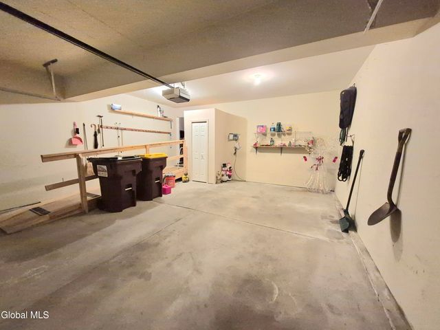 48 Kettles Way, Queensbury, NY 12804